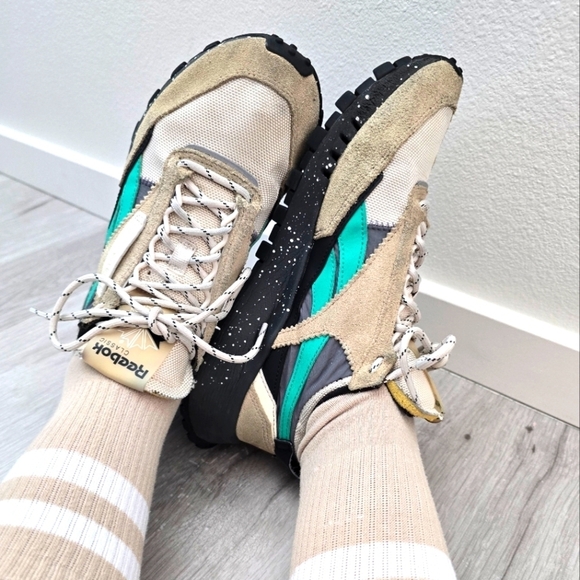 Reebok | Classic Leather Legacy 'Splatter Paint' utility beige sneakers WMS 7.5 - Picture 1 of 13